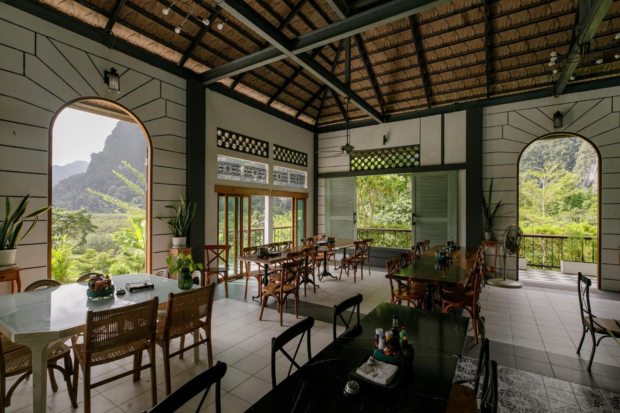 Magical Mountain View Resort Khao Sok National Park Esterno foto