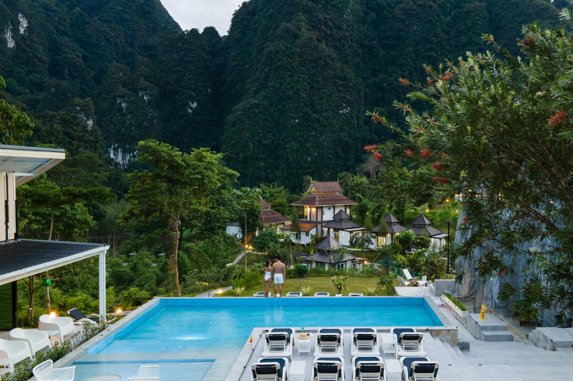 Magical Mountain View Resort Khao Sok National Park Esterno foto